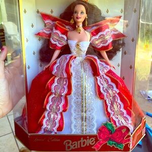 Happy Holidays Barbie 1997